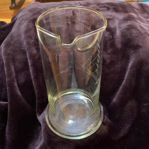 Vintage Clear Glass Pitcher with etched Ship boat pattern, EUC - Picture 6 of 10